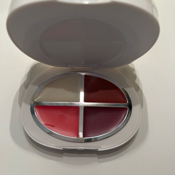 Sephora x sanrio x hello kitty say hello - Picture 4 of 4